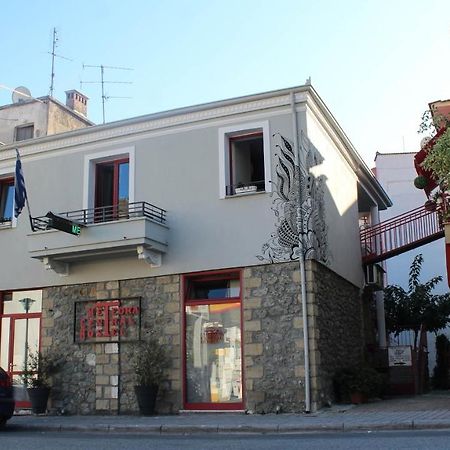 Meteora Central Hostel كالامباكا المظهر الخارجي الصورة